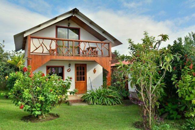 Cabanas Hinariru Nui Hanga Roa Exterior foto