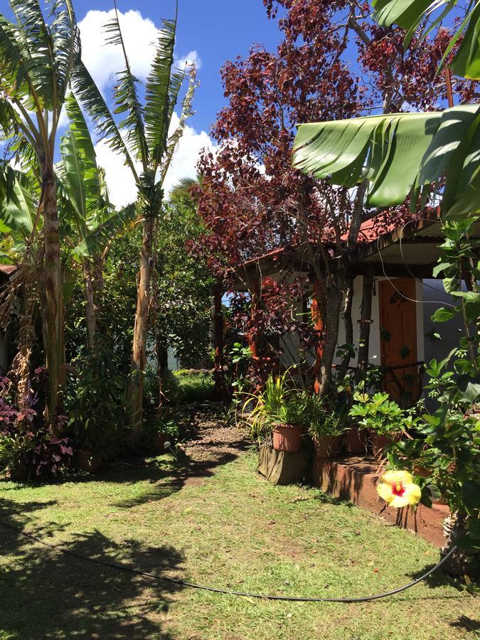 Cabanas Hinariru Nui Hanga Roa Exterior foto